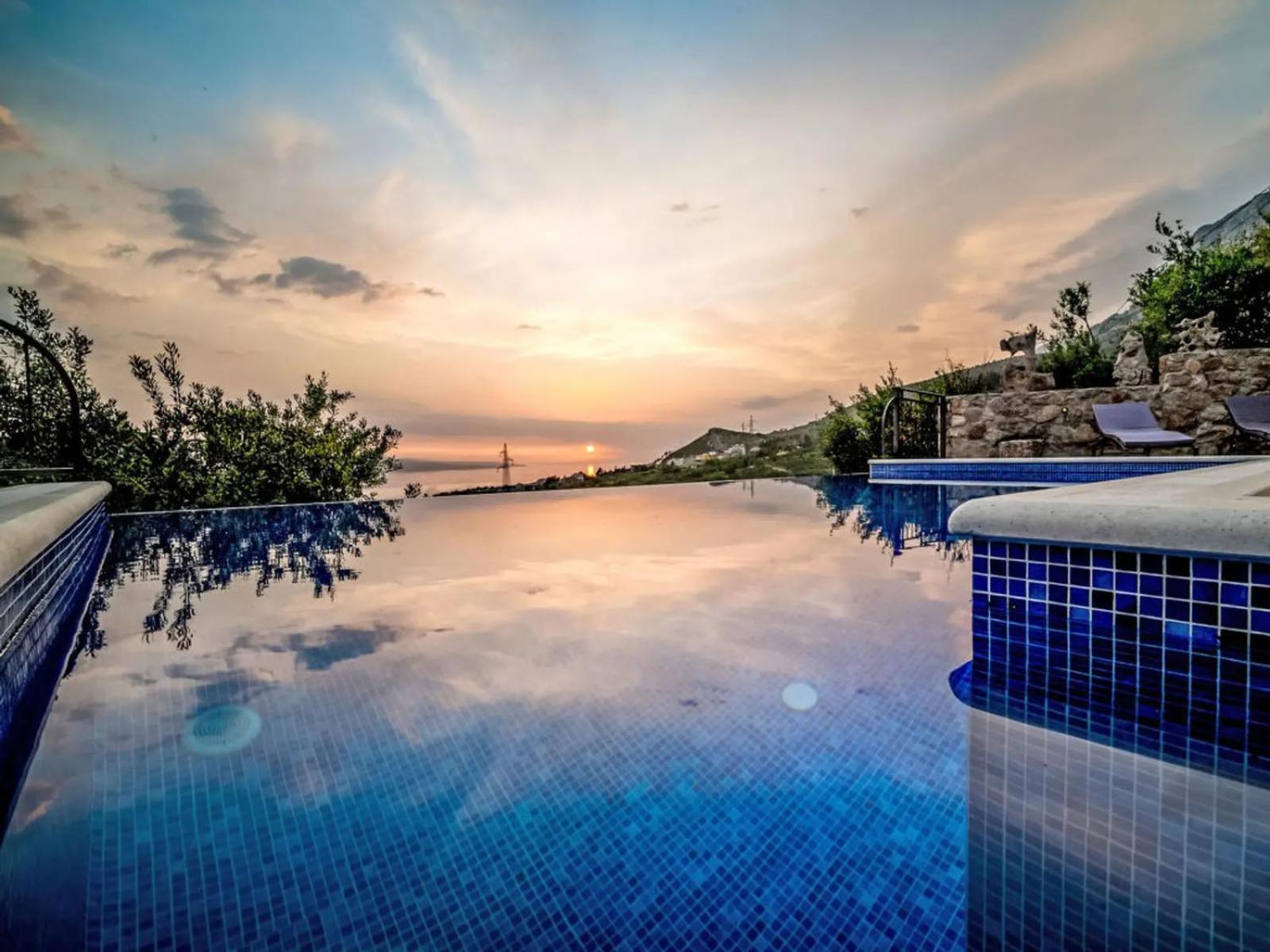 Villa Bellavista**** Best Place For Your Holliday Макарська Екстер'єр фото